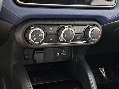 2024 Nissan Versa 1.6 SV