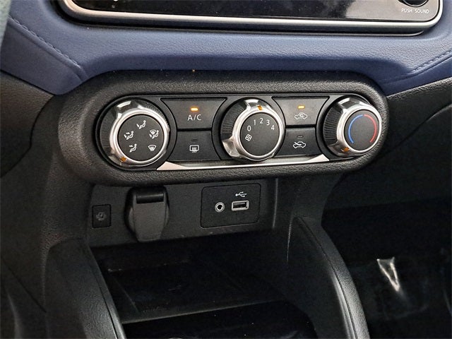 2024 Nissan Versa 1.6 SV