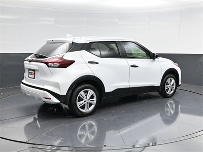 2025 Nissan Kicks Play S