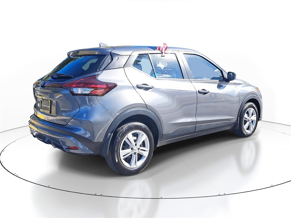 2024 Nissan Kicks S