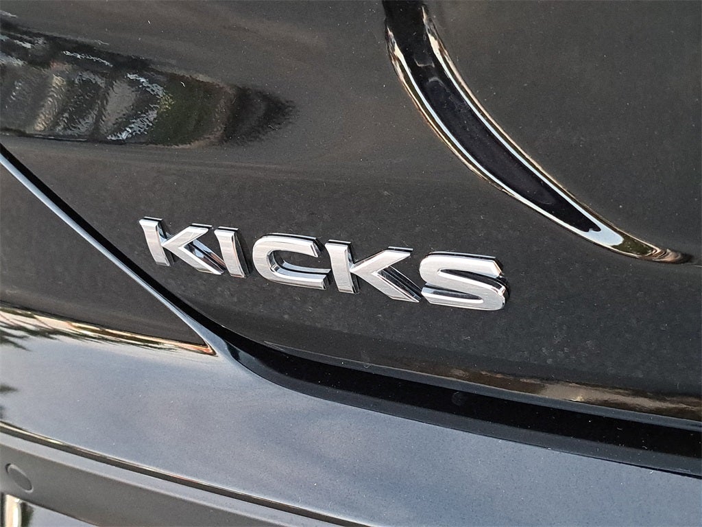 2024 Nissan Kicks S