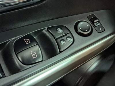 2018 Nissan Kicks SR FWD