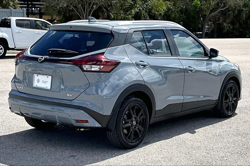 2022 Nissan Kicks SV