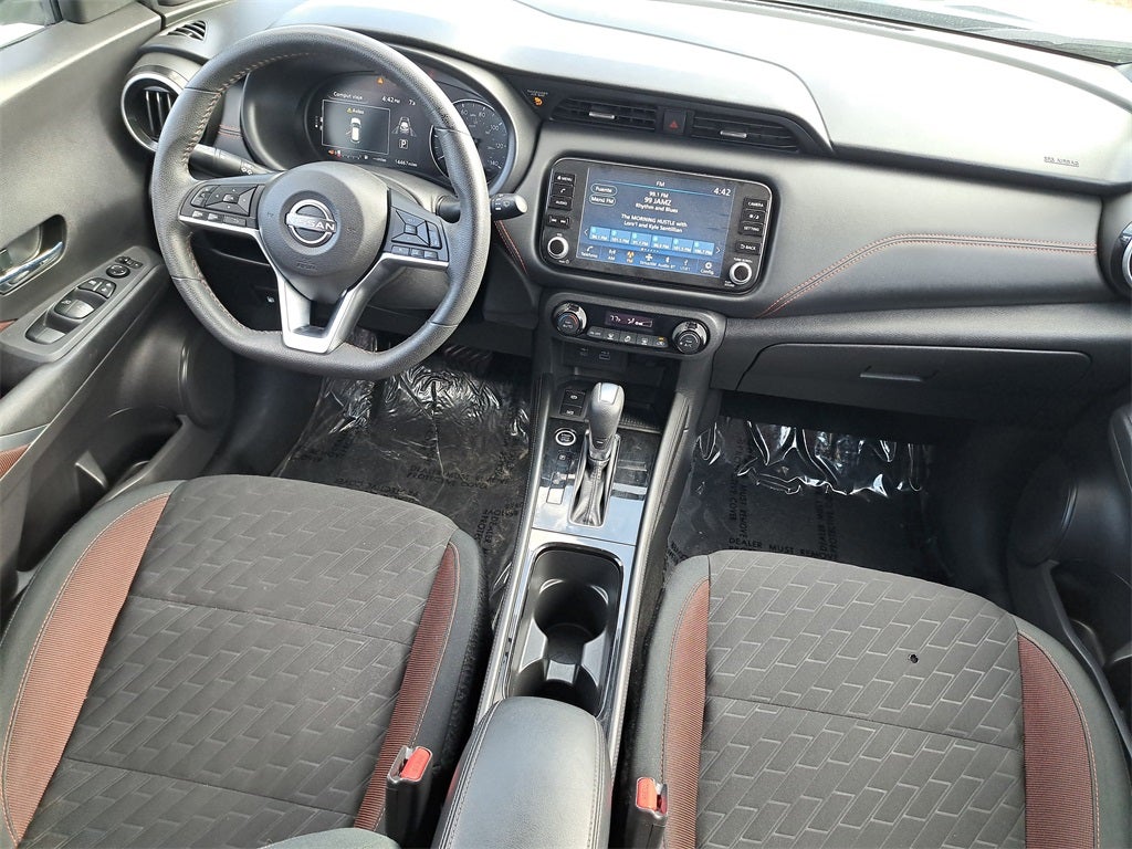 2024 Nissan Kicks SR