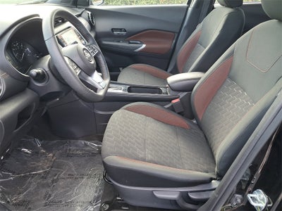 2024 Nissan Kicks SR