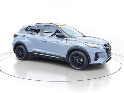 2023 Nissan Kicks SR