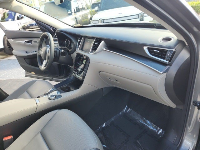2025 INFINITI QX50 LUXE