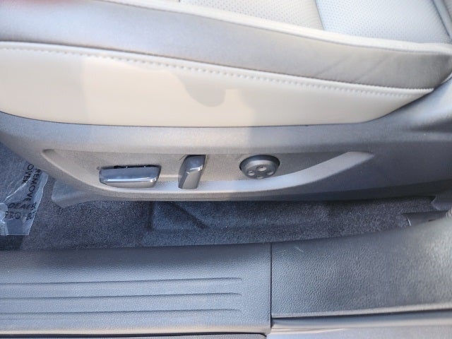 2025 INFINITI QX50 LUXE