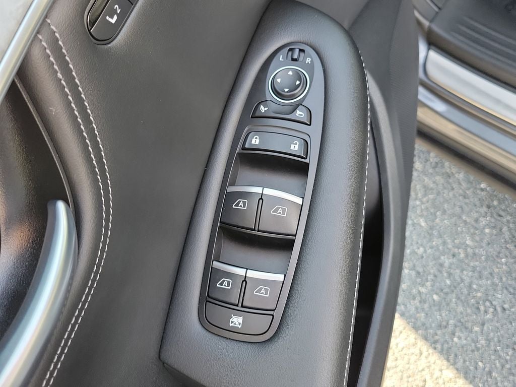 2023 INFINITI QX50 Sensory