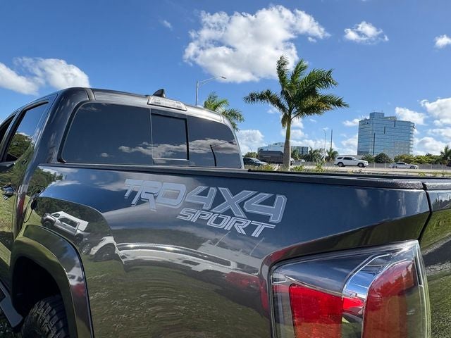 2022 Toyota Tacoma TRD Sport V6
