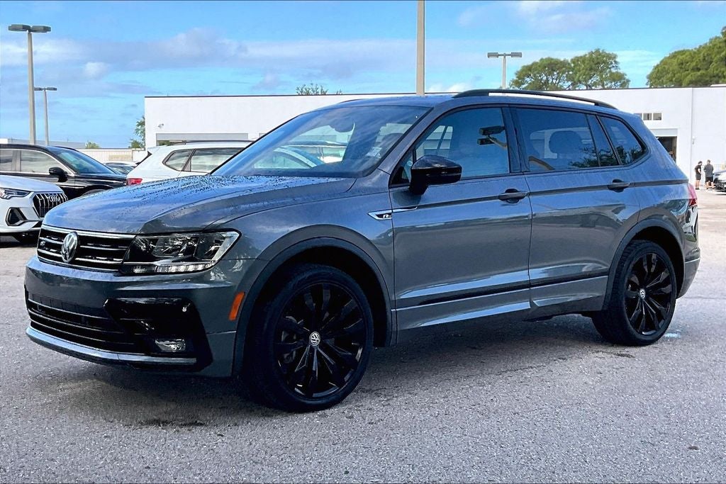 2021 Volkswagen Tiguan 2.0T SE R-Line Black