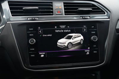 2024 Volkswagen Tiguan 2.0T SE R-Line Black