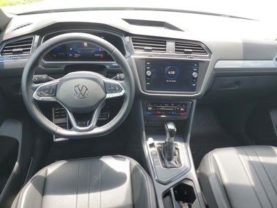 2023 Volkswagen Tiguan 2.0T SE R-Line Black