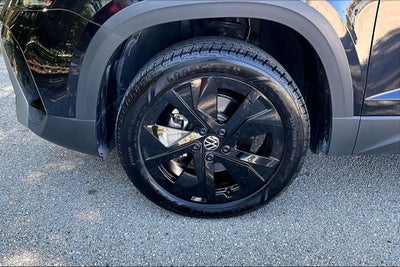 2025 Volkswagen Taos 1.5T SE