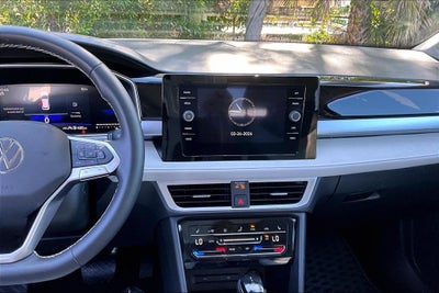 2025 Volkswagen Taos 1.5T SE