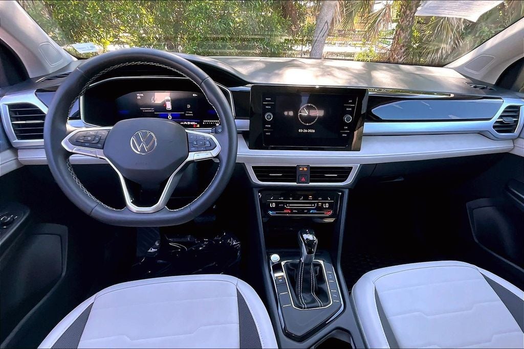 2025 Volkswagen Taos 1.5T SE