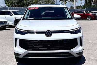 2026 Volkswagen Tiguan 2.0T SE
