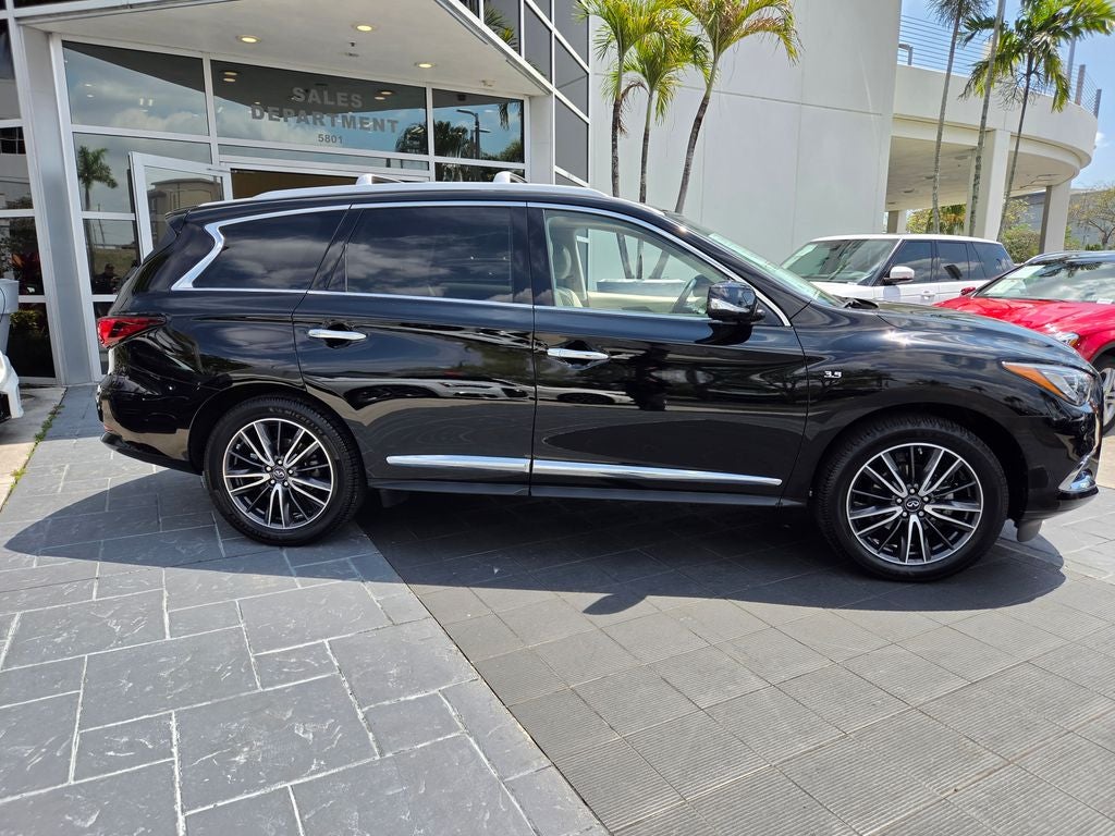 2019 INFINITI QX60 LUXE