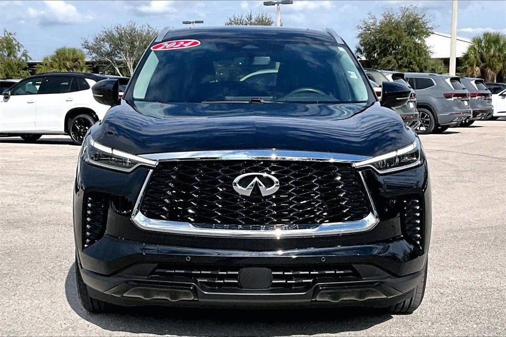 2024 INFINITI QX60 LUXE