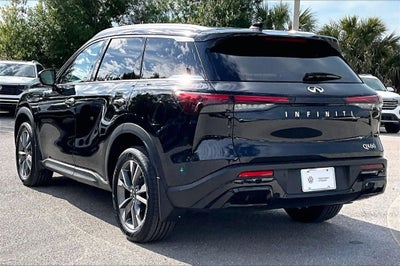 2024 INFINITI QX60 LUXE
