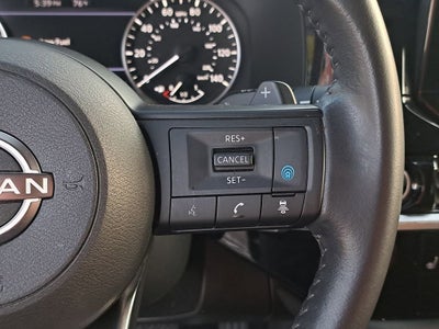 2024 Nissan Pathfinder SV