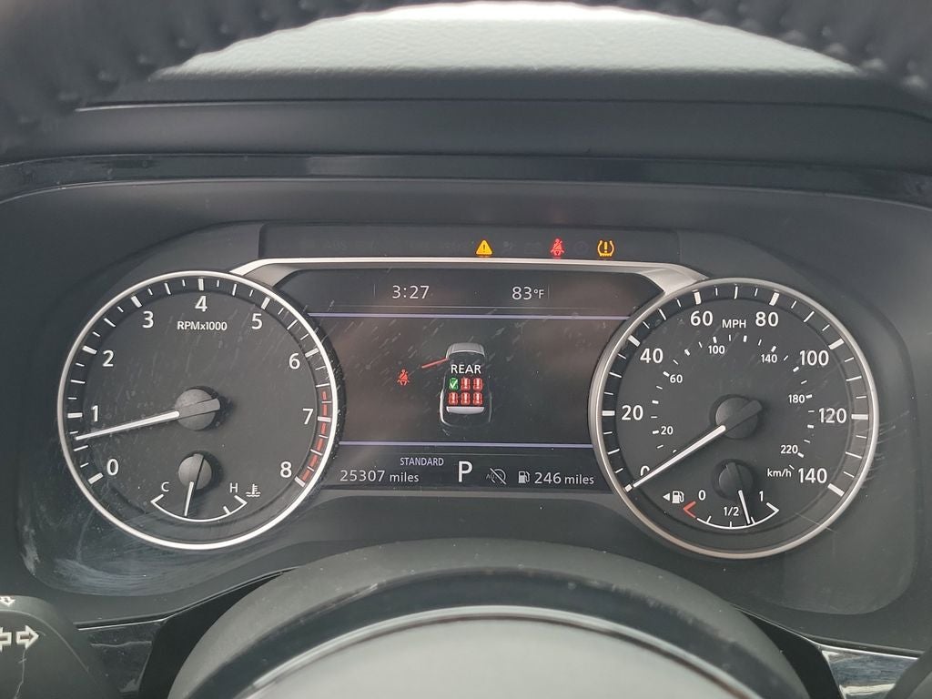 2024 Nissan Pathfinder SL