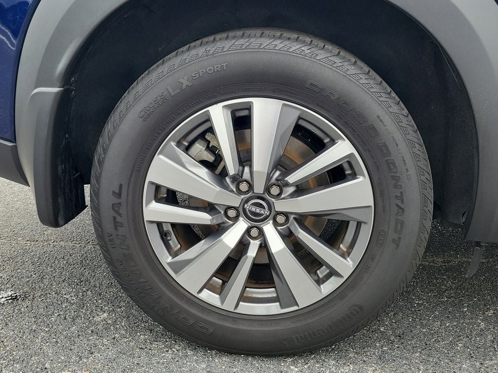 2024 Nissan Pathfinder SL