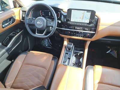 2025 Nissan Pathfinder Platinum