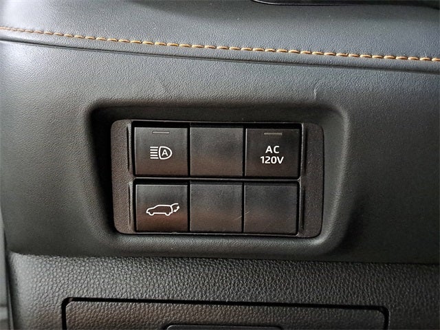 2023 Toyota Highlander Hybrid Bronze Edition