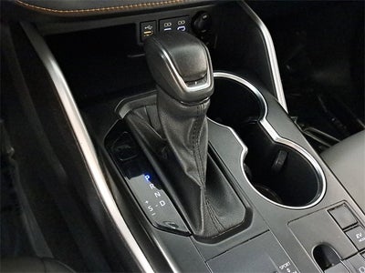 2023 Toyota Highlander Hybrid Bronze Edition