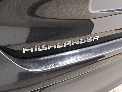 2023 Toyota Highlander Hybrid Bronze Edition