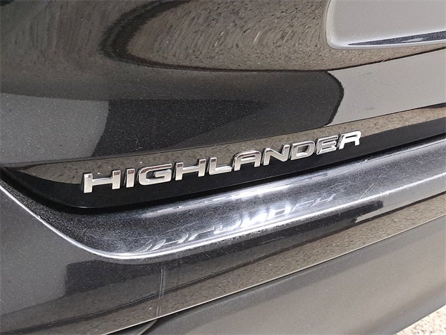 2023 Toyota Highlander Hybrid Bronze Edition