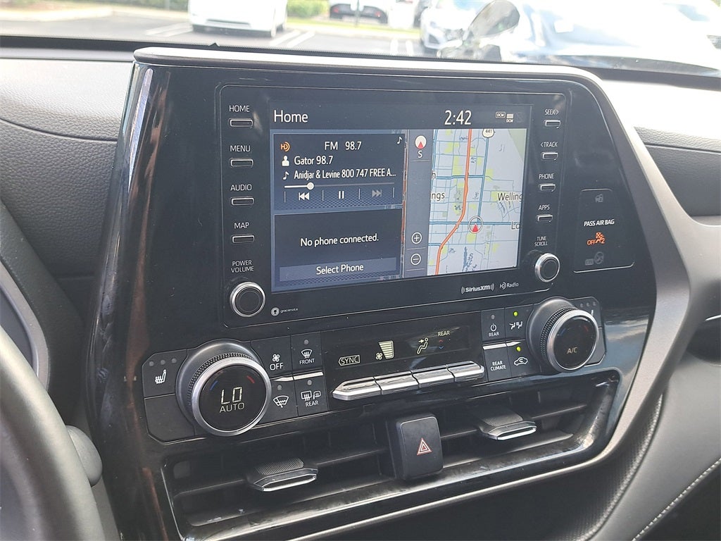 2022 Toyota Highlander XLE