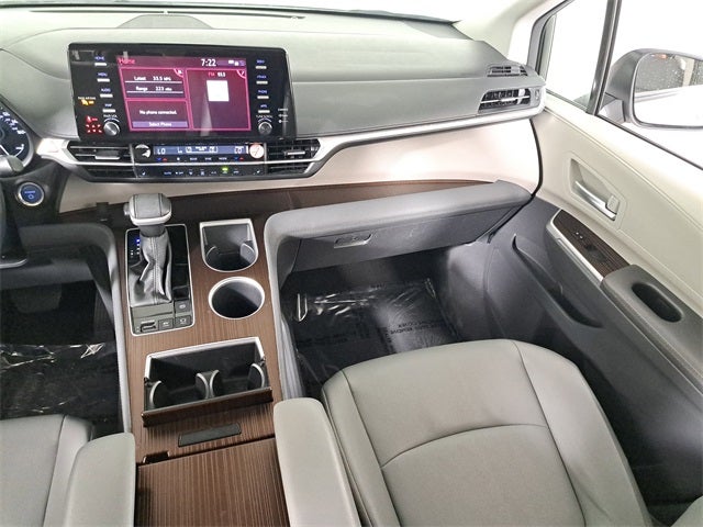2024 Toyota Sienna XLE 7 Passenger