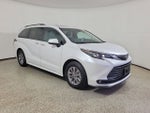 2025 Toyota Sienna XLE 8 Passenger