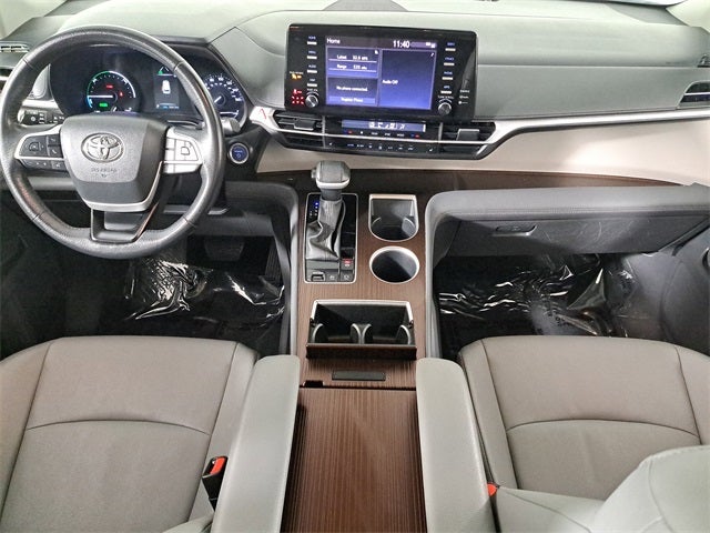 2024 Toyota Sienna XLE 8 Passenger