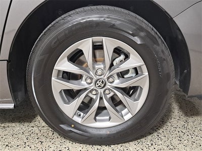 2024 Toyota Sienna XLE 8 Passenger