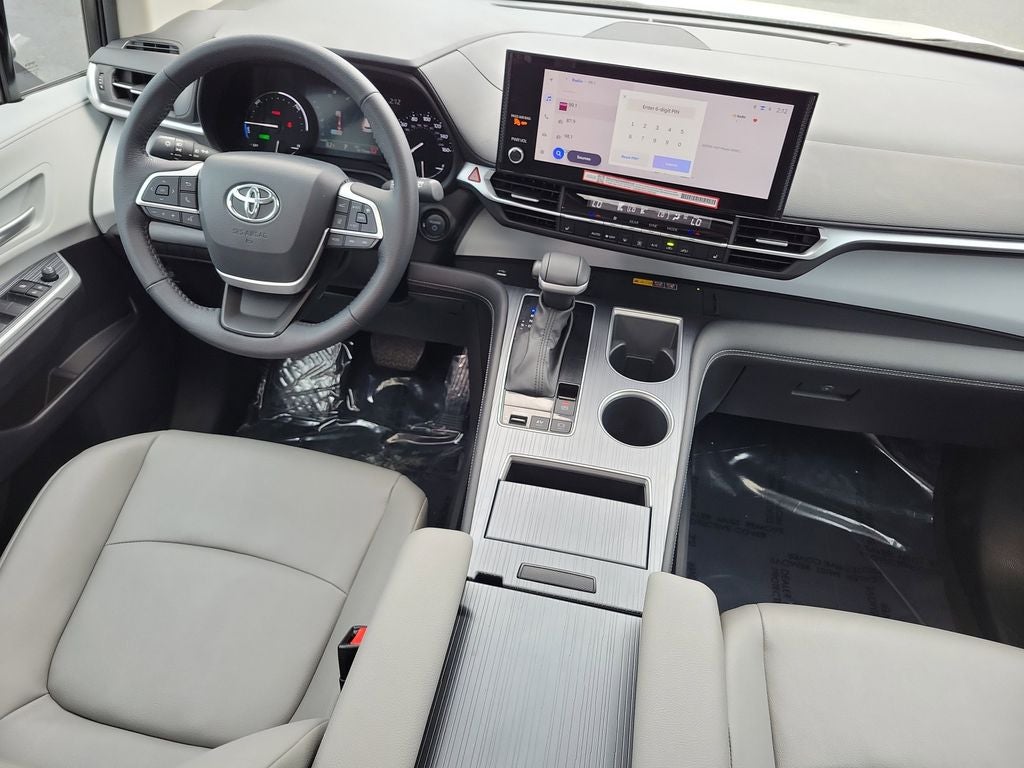 2025 Toyota Sienna XLE 7 Passenger