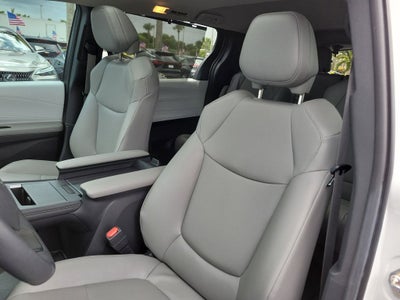2025 Toyota Sienna XLE 7 Passenger