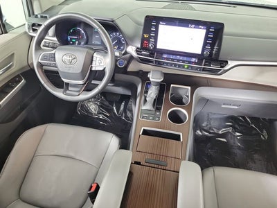 2024 Toyota Sienna XLE 8 Passenger