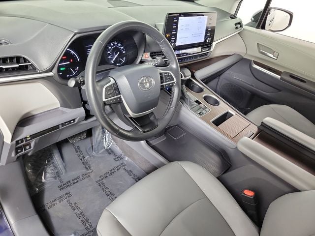 2024 Toyota Sienna XLE 7 Passenger