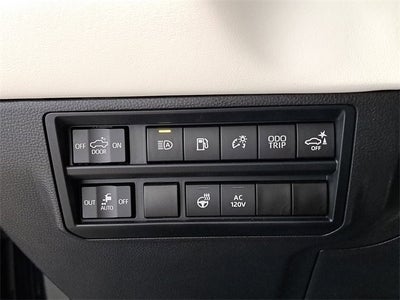 2024 Toyota Tundra Hybrid Capstone