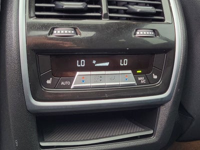 2025 BMW X7 xDrive40i M