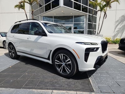 2024 BMW X7 M60i