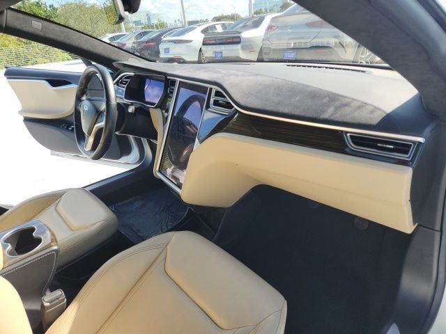 2016 Tesla Model S 90D