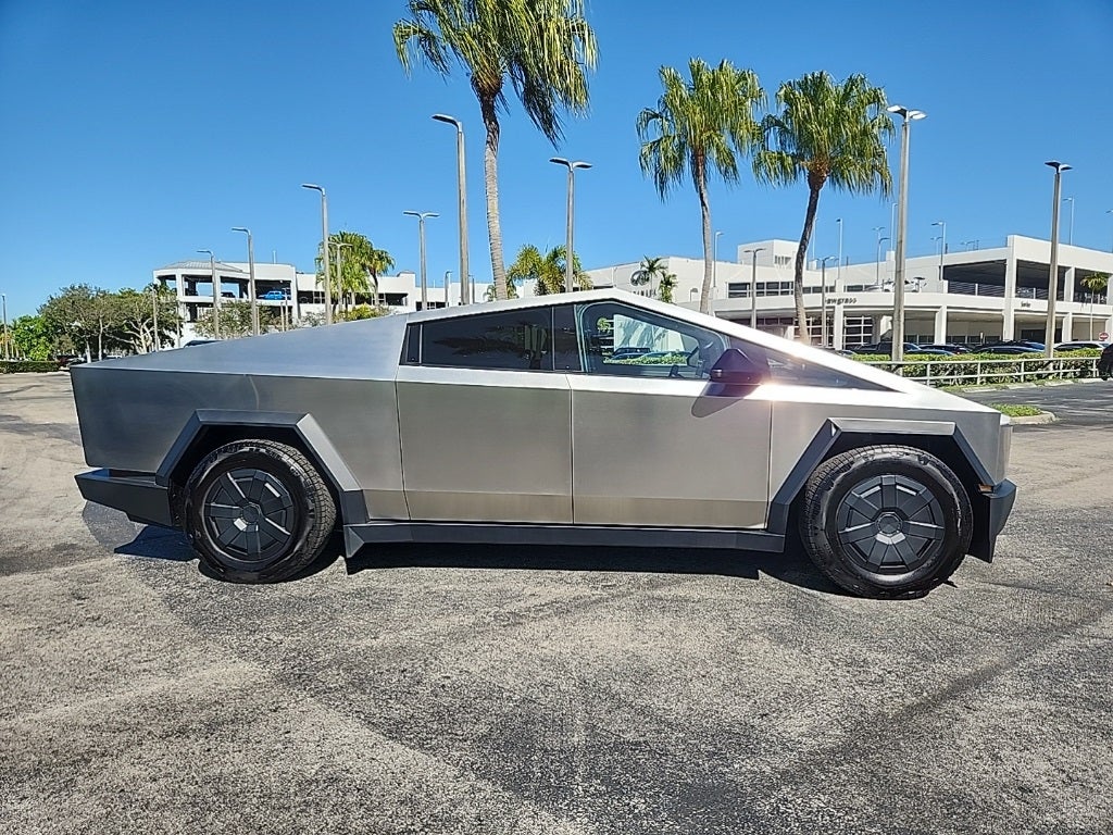 2025 Tesla Cybertruck Base