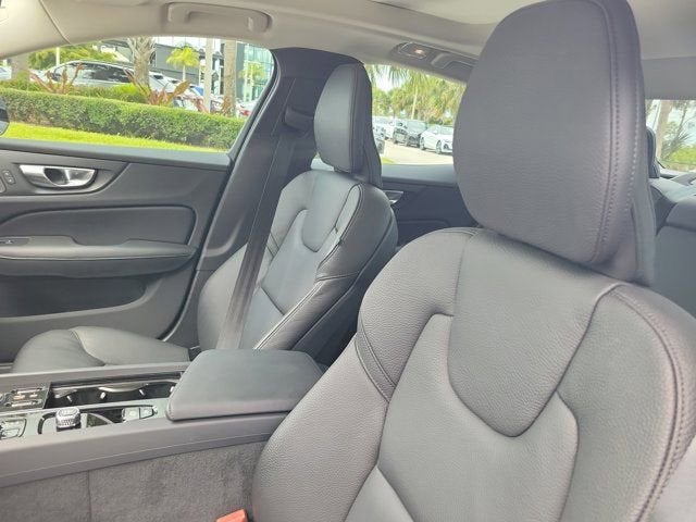 2025 Volvo S60 B5 Plus