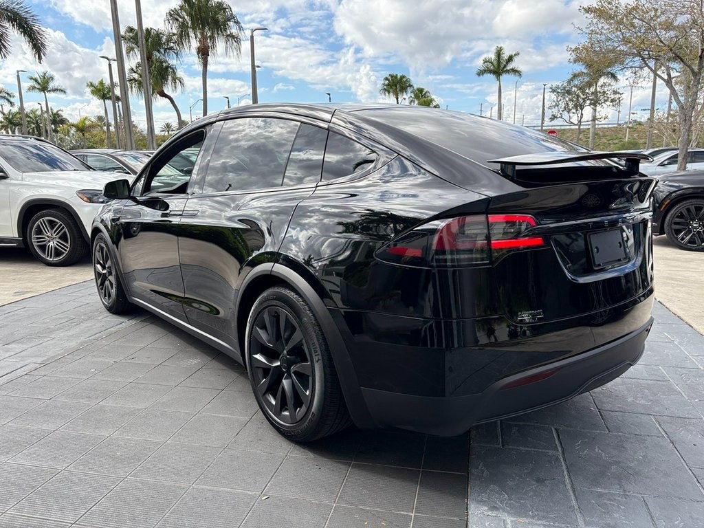 2023 Tesla Model X Standard Range