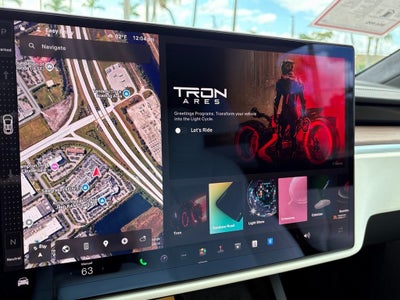 2023 Tesla Model X Standard Range