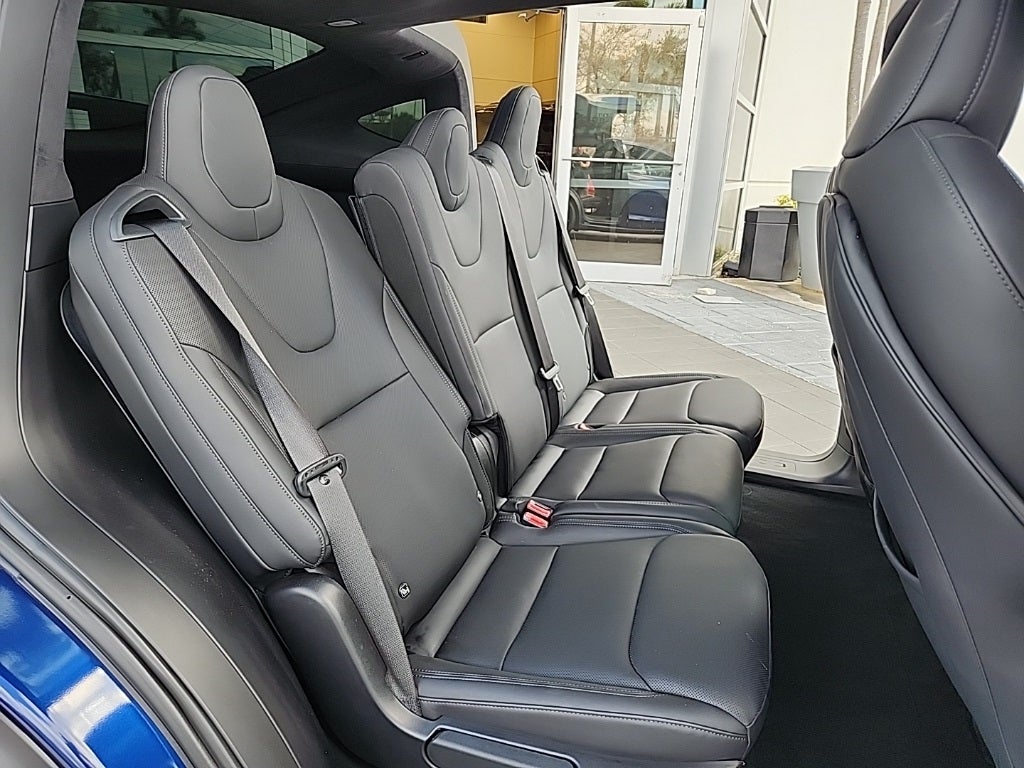 2024 Tesla Model X Base